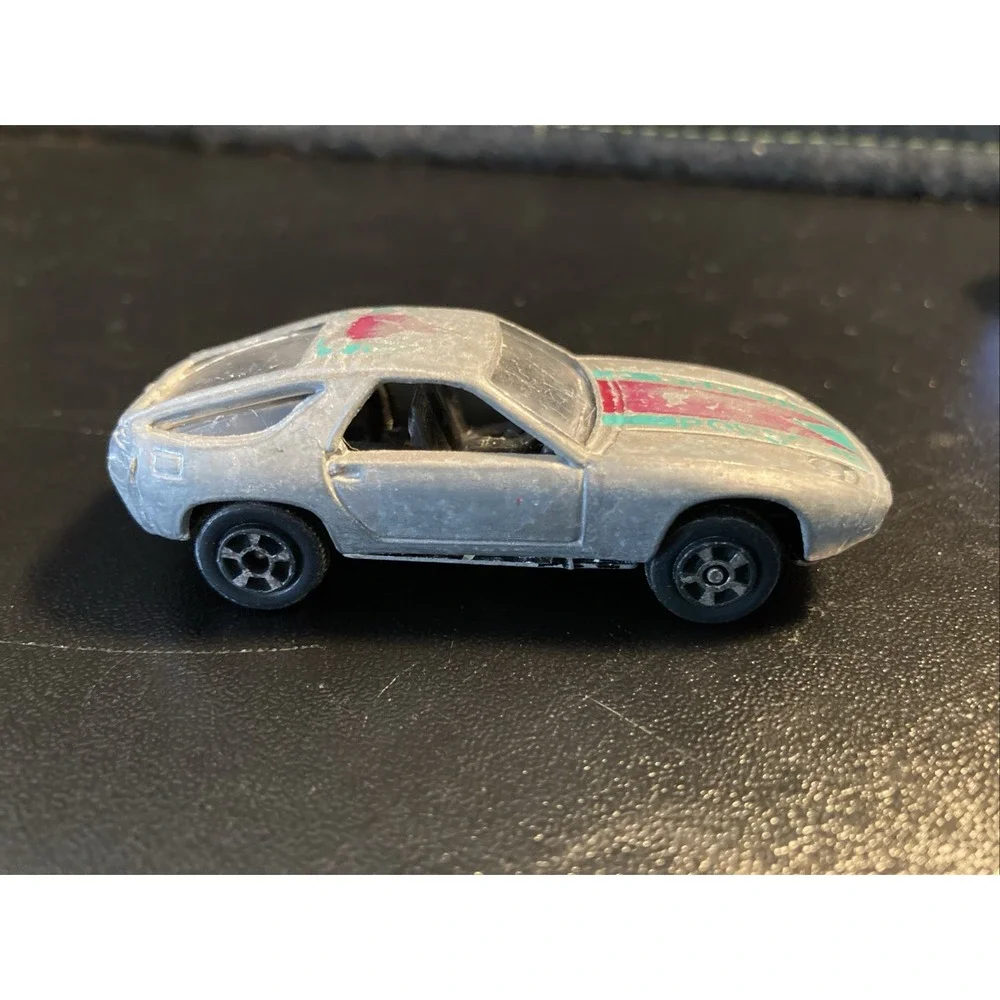 Playart PORSCHE 928 AUTOMOBILE Club De L'ouest Silver VINTAGE Made In Hong Kong